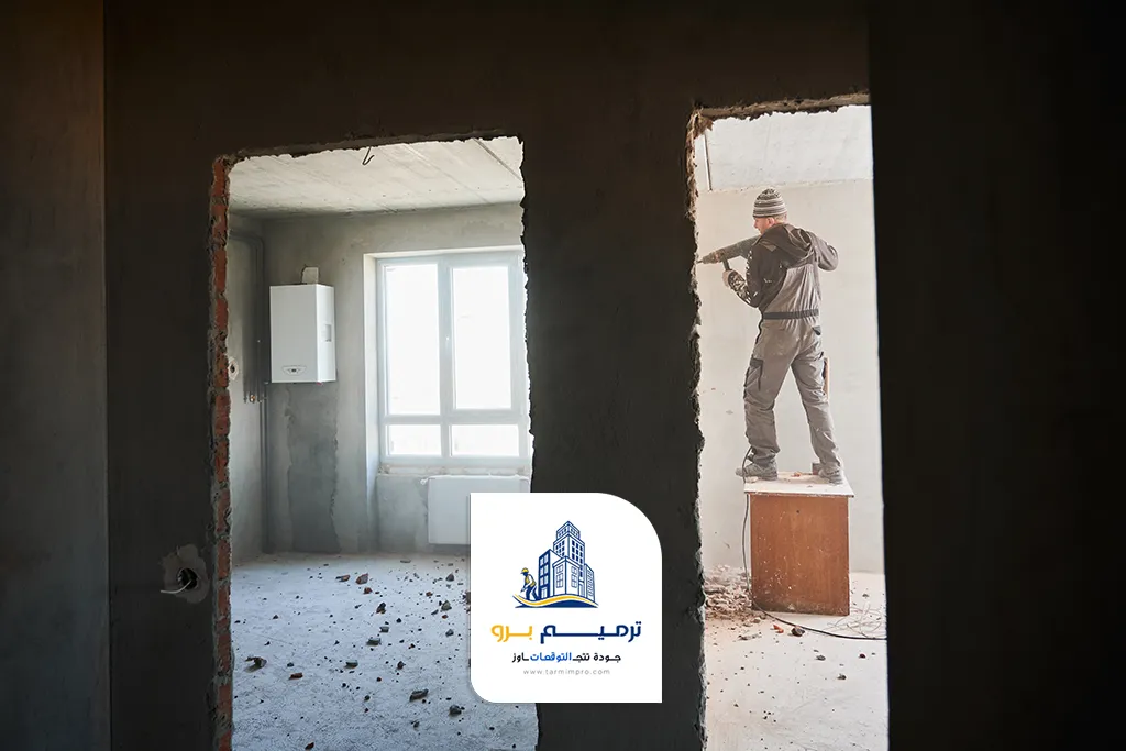 قص جدار وفتح باب بالصاروخ